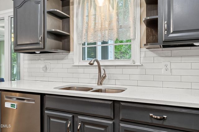 6009 Swales Way, Raleigh, NC 27603