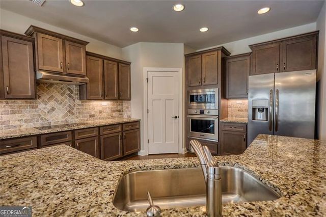 1002 HIGH SHOAL Drive, Monroe, GA 30655