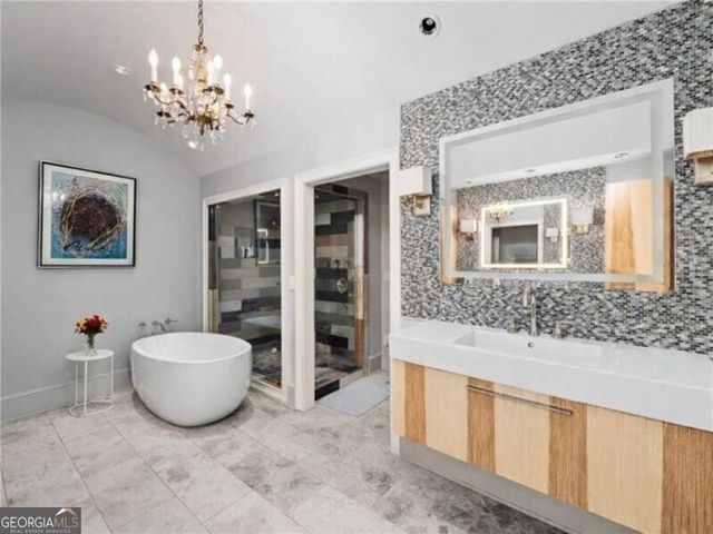 2740 Northside Drive NW, Atlanta, GA 30305