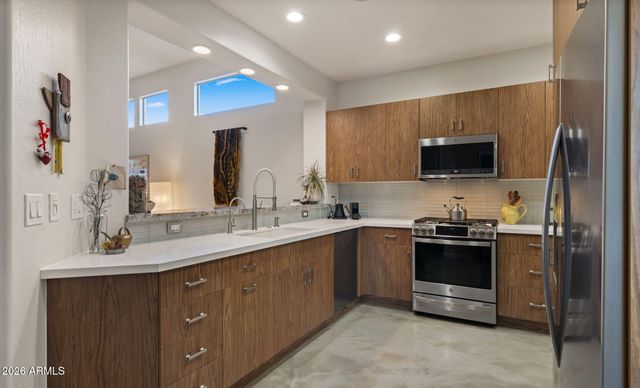6832 E NIGHTINGALE STAR Circle, Scottsdale, AZ 85266
