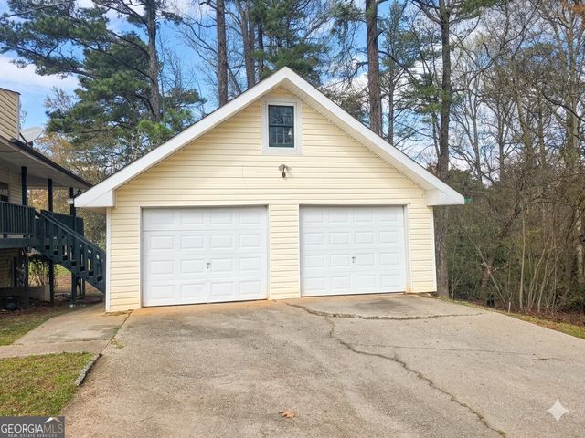 9000 Edinburg Drive, Winston, GA 30187