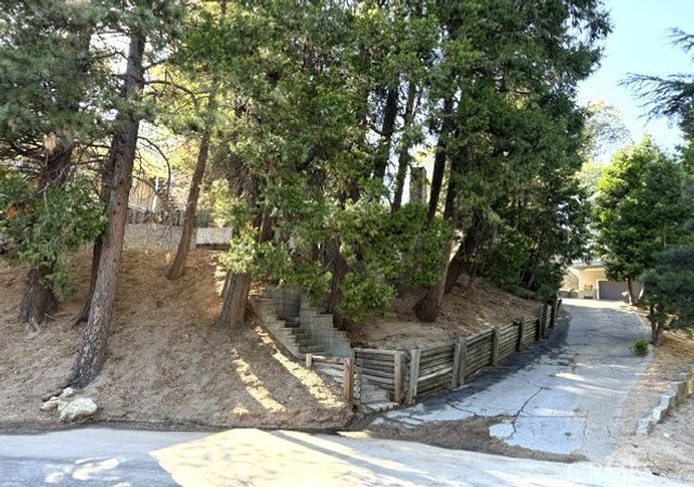 459 Delle, Crestline, CA 92325