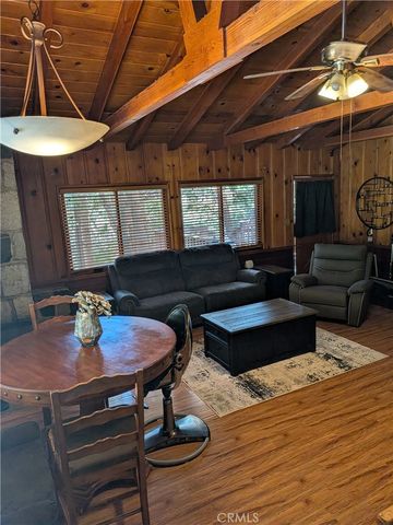 459 Delle, Crestline, CA 92325