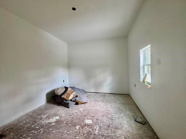 110 Prince Valiant Drive, Woodville, TX 75979