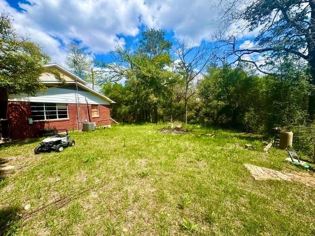 110 Prince Valiant Drive, Woodville, TX 75979