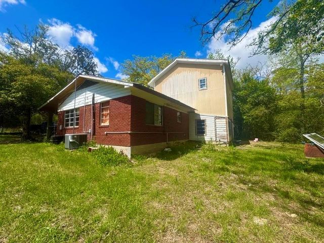 110 Prince Valiant Drive, Woodville, TX 75979