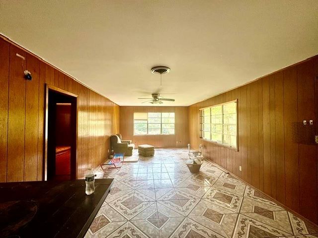 110 Prince Valiant Drive, Woodville, TX 75979