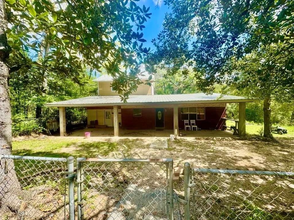 110 Prince Valiant Drive, Woodville, TX 75979