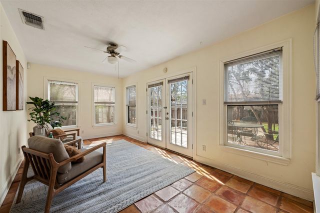 813 E 48th ST, Austin, TX 78751