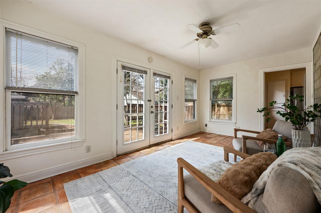 813 E 48th ST, Austin, TX 78751