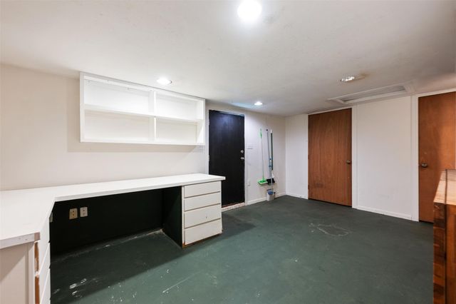 813 E 48th ST, Austin, TX 78751