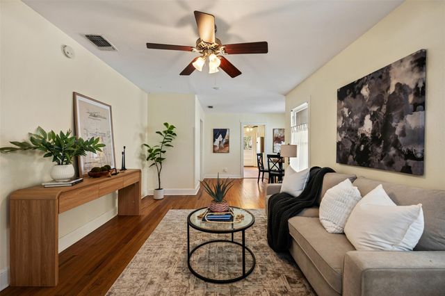 813 E 48th ST, Austin, TX 78751