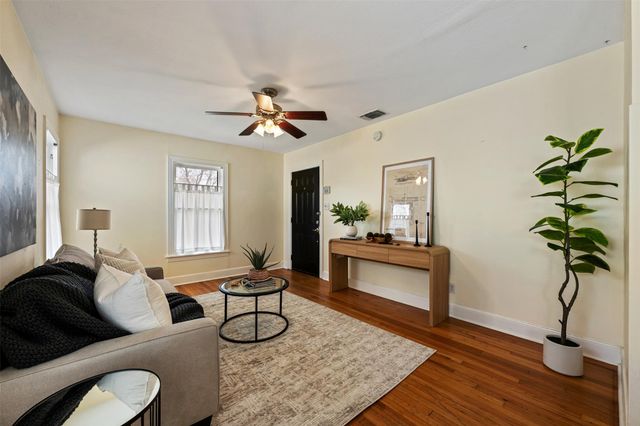 813 E 48th ST, Austin, TX 78751