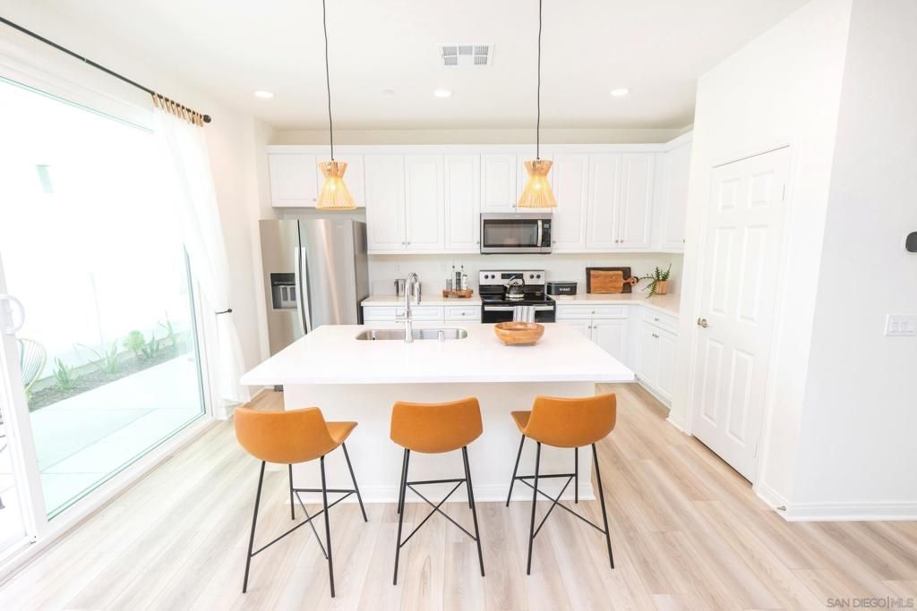 2615 Babaco St, Spring Valley, CA 91977 — photo 4