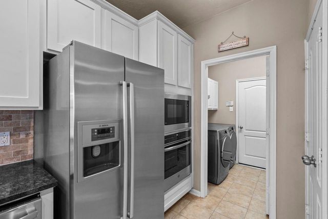 4506 Waverly Canyon Lane, League City, TX 77573