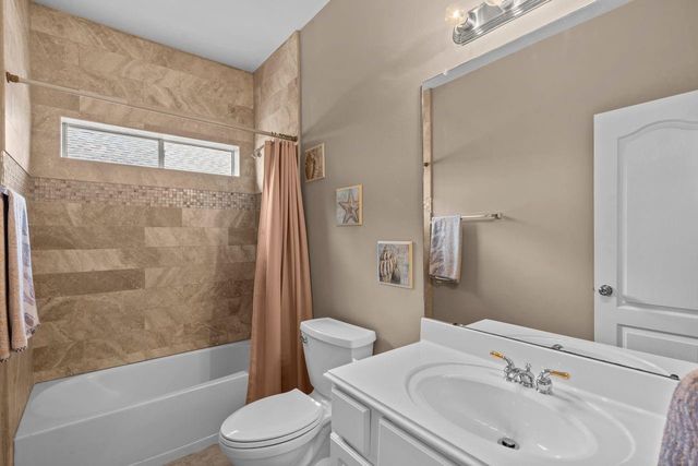 4506 Waverly Canyon Lane, League City, TX 77573