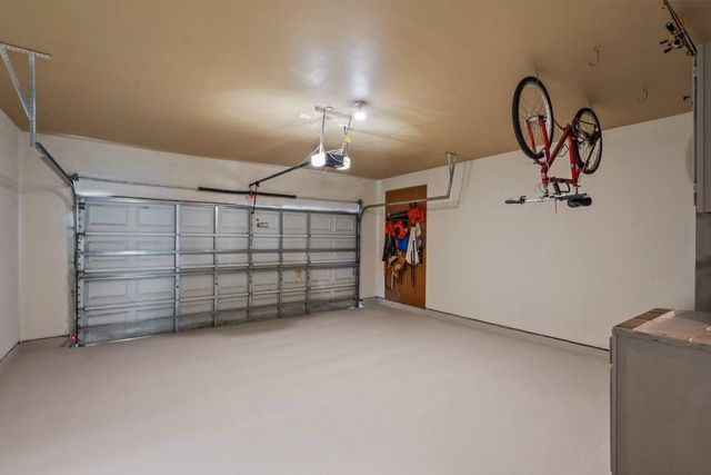 4506 Waverly Canyon Lane, League City, TX 77573