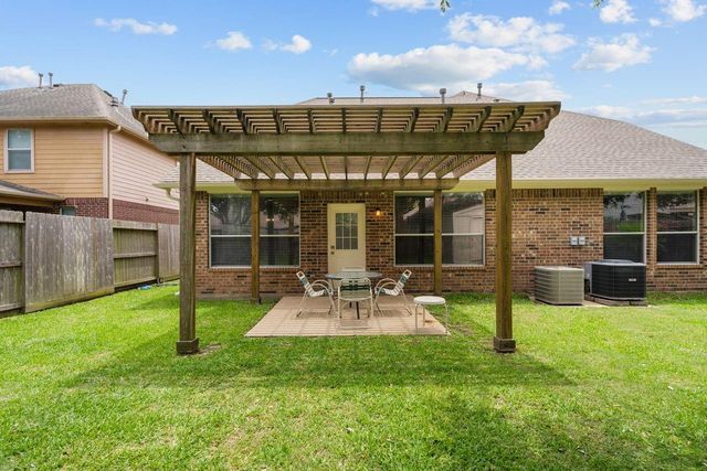 4506 Waverly Canyon Lane, League City, TX 77573