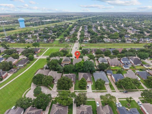 4506 Waverly Canyon Lane, League City, TX 77573