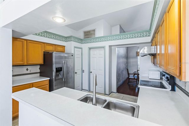 6089 JESSICA DRIVE, Apopka, FL 32703