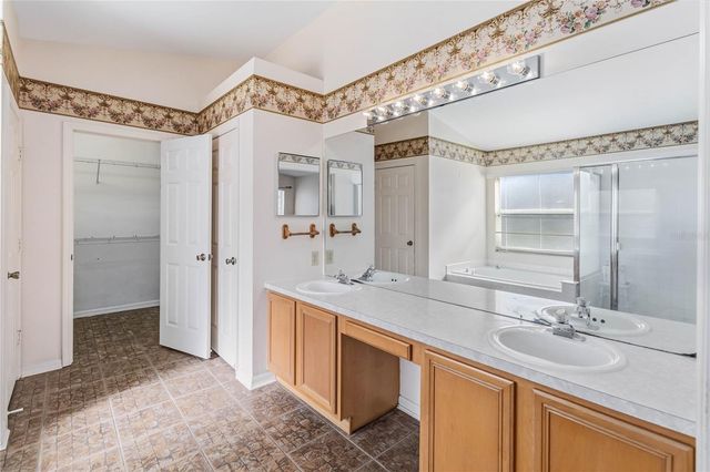 6089 JESSICA DRIVE, Apopka, FL 32703