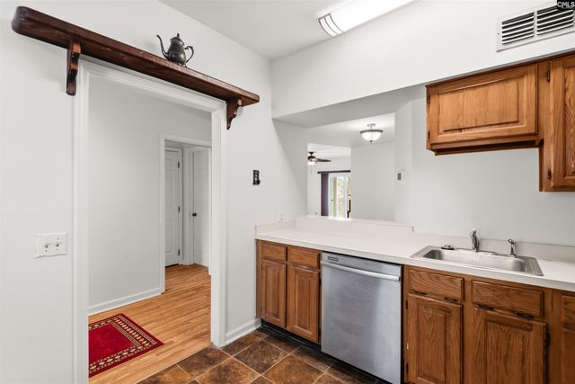 1850 Atlantic Drive 423, Columbia, SC 29210