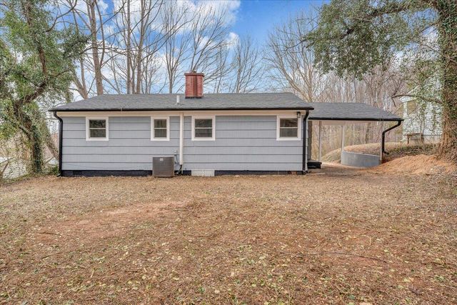 526 Glendale ST, Martinsville, VA 24112