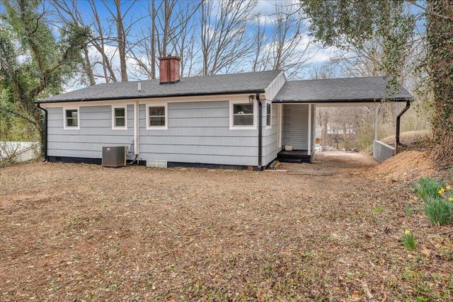 526 Glendale ST, Martinsville, VA 24112