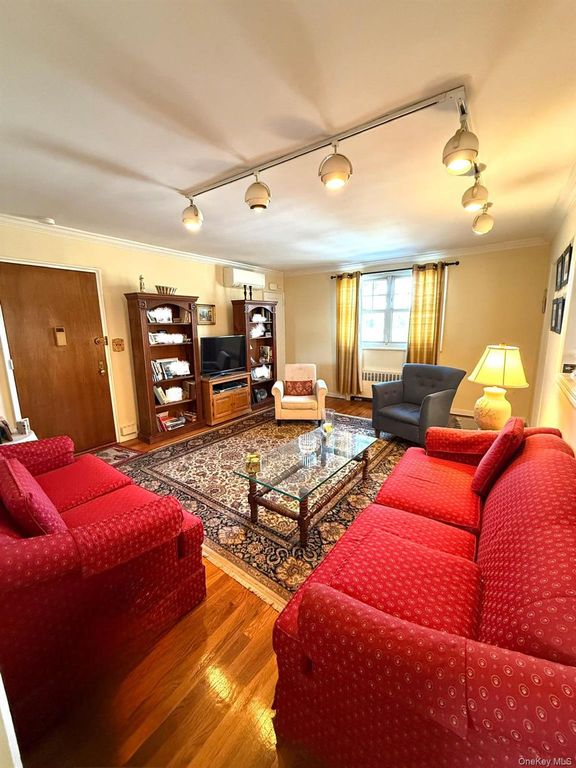 25104 63rd Avenue 4-1288, Little Neck, NY 11362 — photo 3