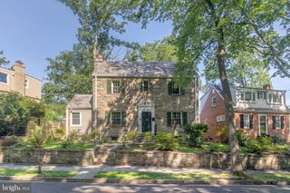 1909 33RD SE, Washington, DC 20020