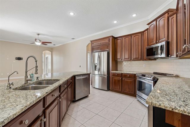 16329 ASHINGTON PARK DRIVE, Tampa, FL 33647