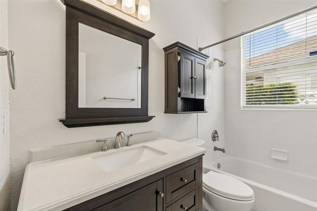 16329 ASHINGTON PARK DRIVE, Tampa, FL 33647