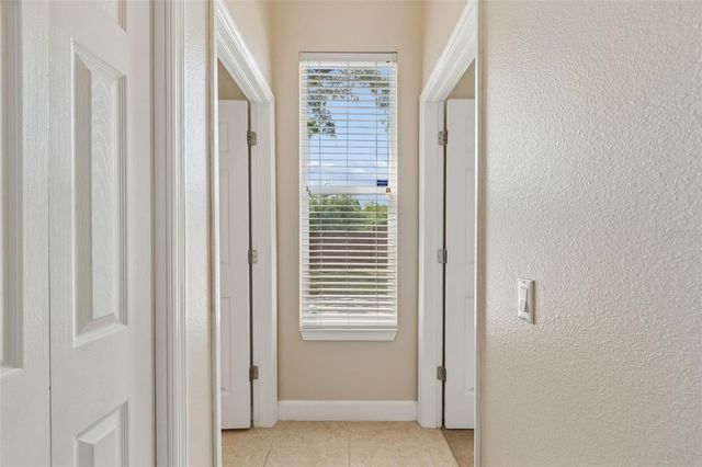 16329 ASHINGTON PARK DRIVE, Tampa, FL 33647