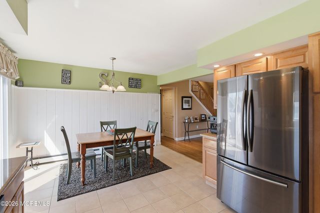 1611 Oak Glen Road, Toms River, NJ 08753