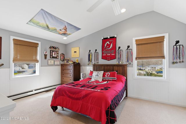 1611 Oak Glen Road, Toms River, NJ 08753