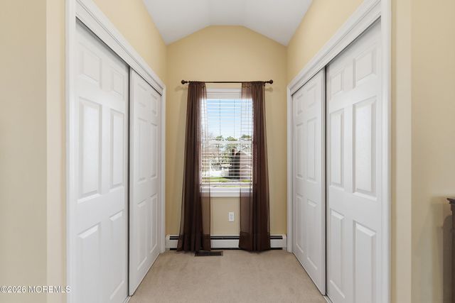 1611 Oak Glen Road, Toms River, NJ 08753