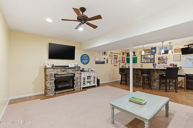 1611 Oak Glen Road, Toms River, NJ 08753