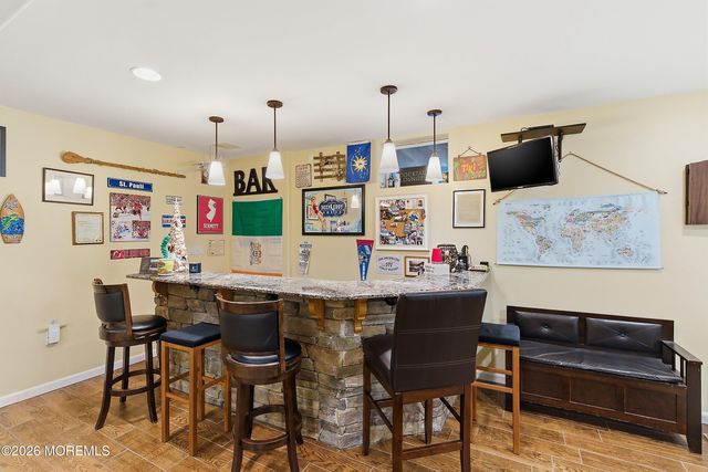 1611 Oak Glen Road, Toms River, NJ 08753