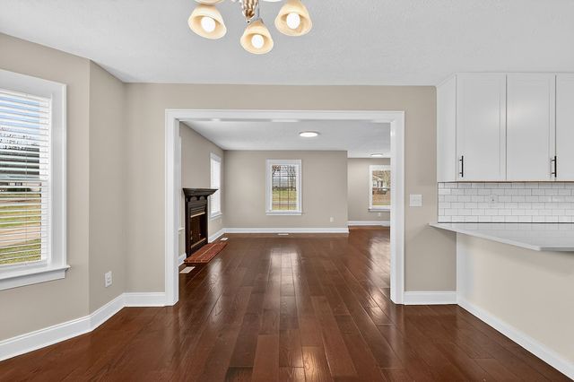 406 Mockingbird Dr, Mount Pleasant, TN 38474