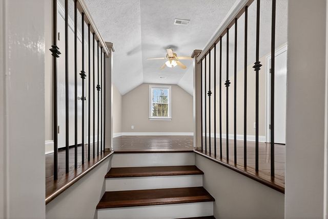 406 Mockingbird Dr, Mount Pleasant, TN 38474