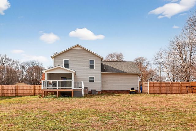 406 Mockingbird Dr, Mount Pleasant, TN 38474