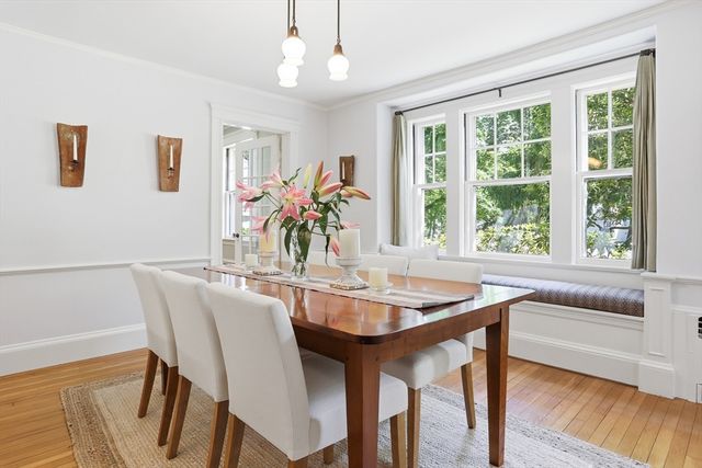 42 Crescent Rd, Concord, MA 01742