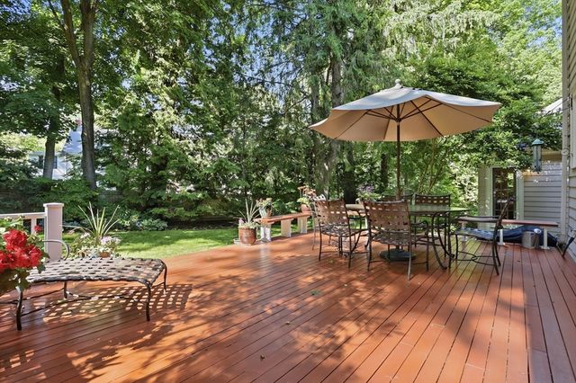 42 Crescent Rd, Concord, MA 01742