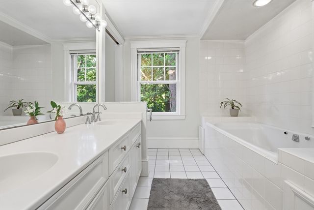 42 Crescent Rd, Concord, MA 01742