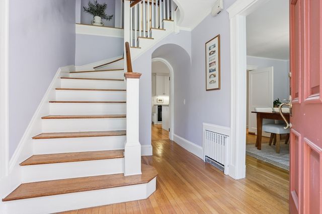 42 Crescent Rd, Concord, MA 01742
