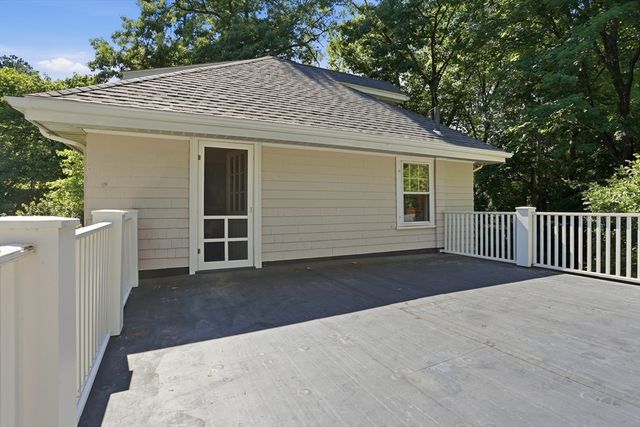 42 Crescent Rd, Concord, MA 01742