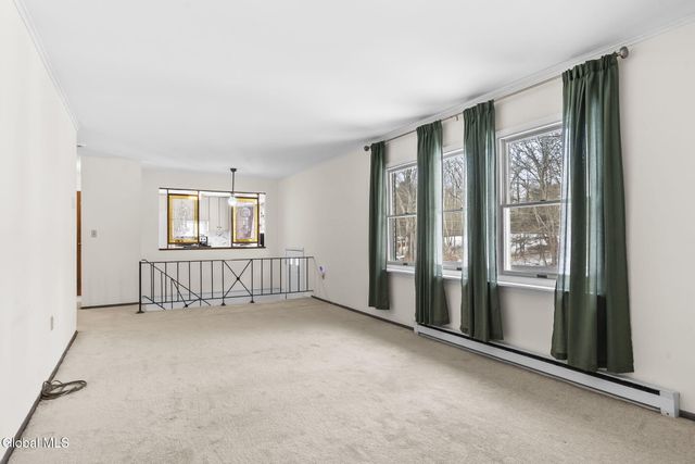 124 Hayes Road, Schuylerville, NY 12871