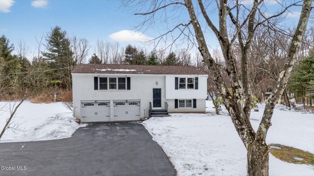 124 Hayes Road, Schuylerville, NY 12871