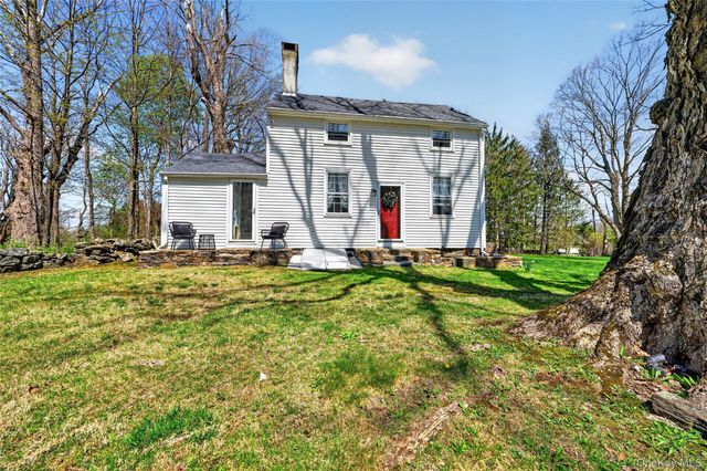 1141 Old Quaker Hill Road, Pawling, NY 12564