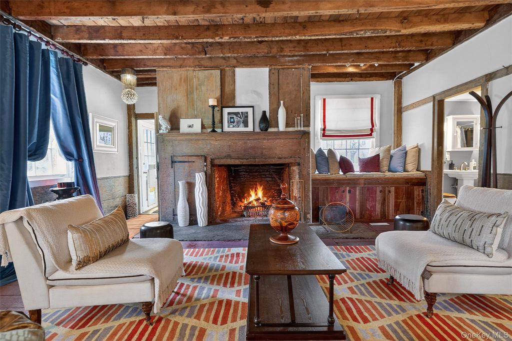 1141 Old Quaker Hill Road, Pawling, NY 12564